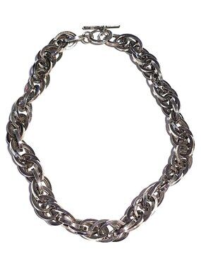 Silver-tone sculptural oval link necklace
